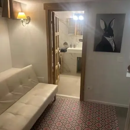 Apartmán V13 *