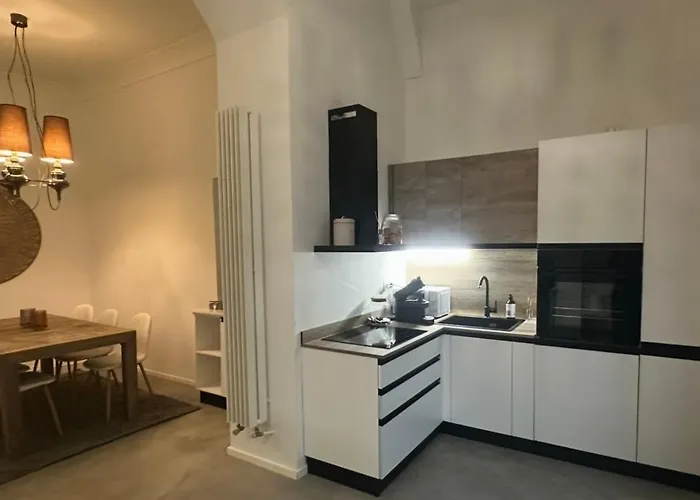 Apartment V13 *